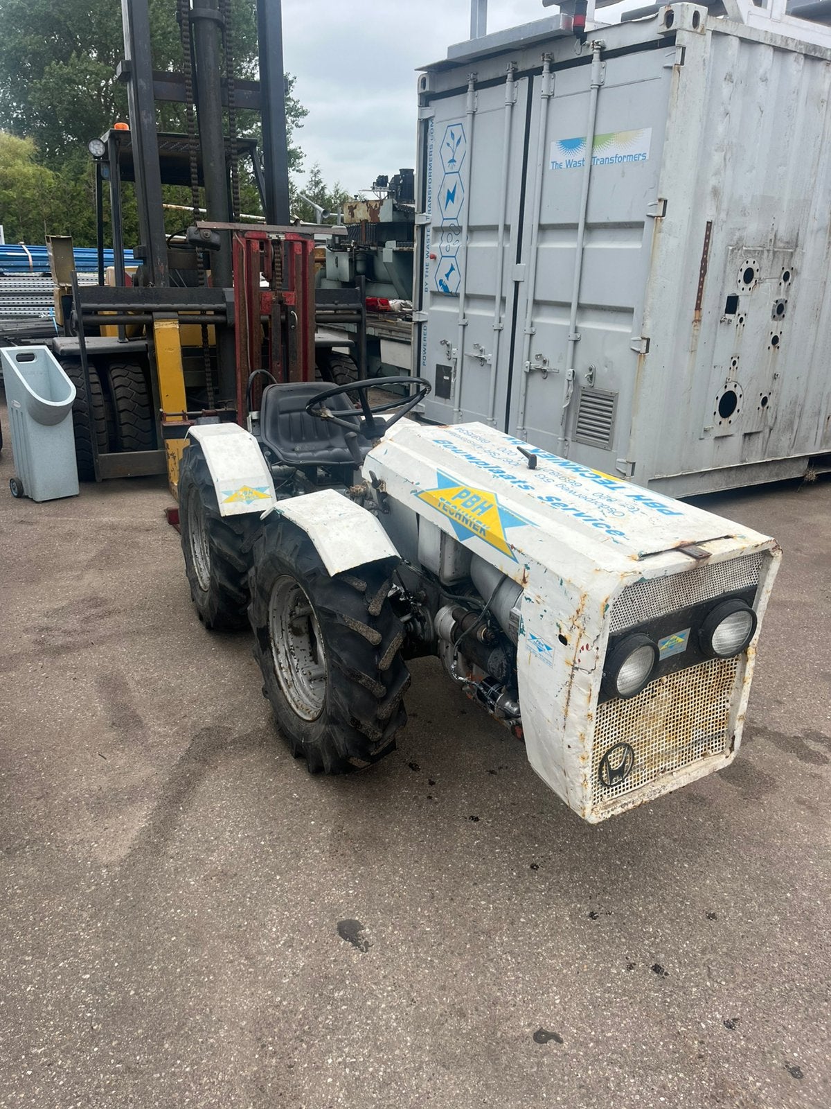 Trekker 4x4 knik, Ophalen, Gebruikt