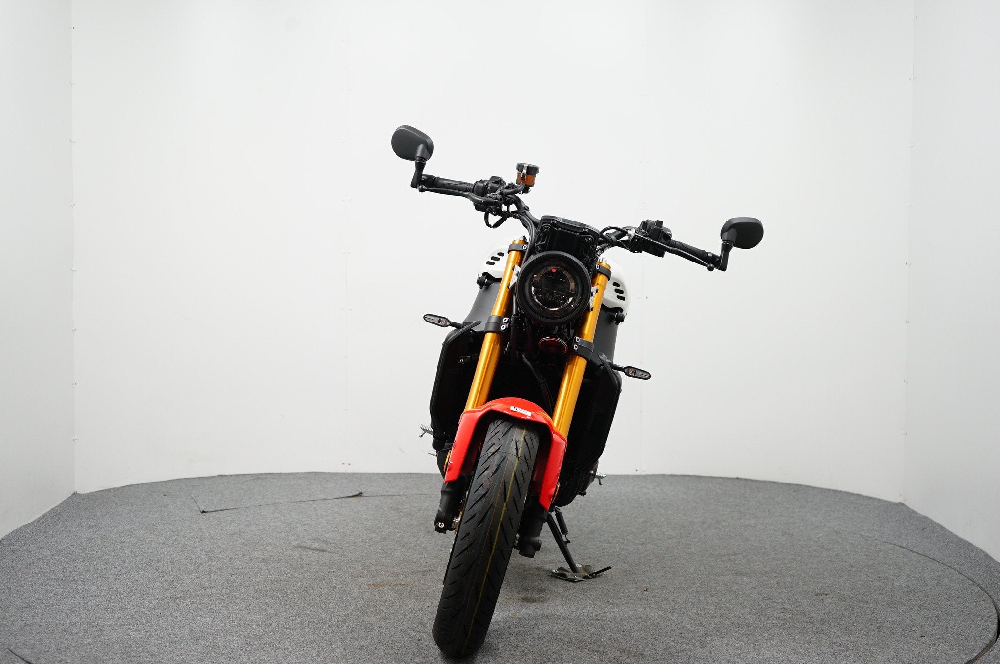Yamaha XSR 900 (bj 2026), Traction Control, Meer dan 35 kW, Naked bike, 889 cc