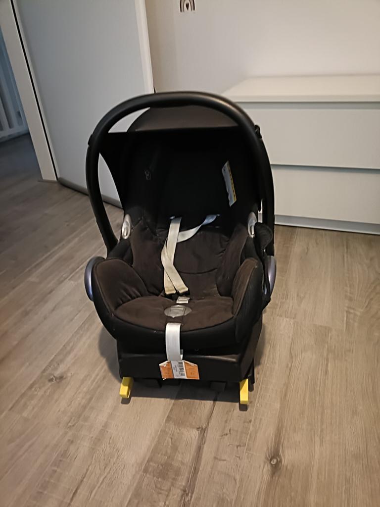 Maxi-Cosi Pebble met EasyFix base, Autogordel of Isofix, Gebruikt, 0 t/m 13 kg, Maxi-Cosi