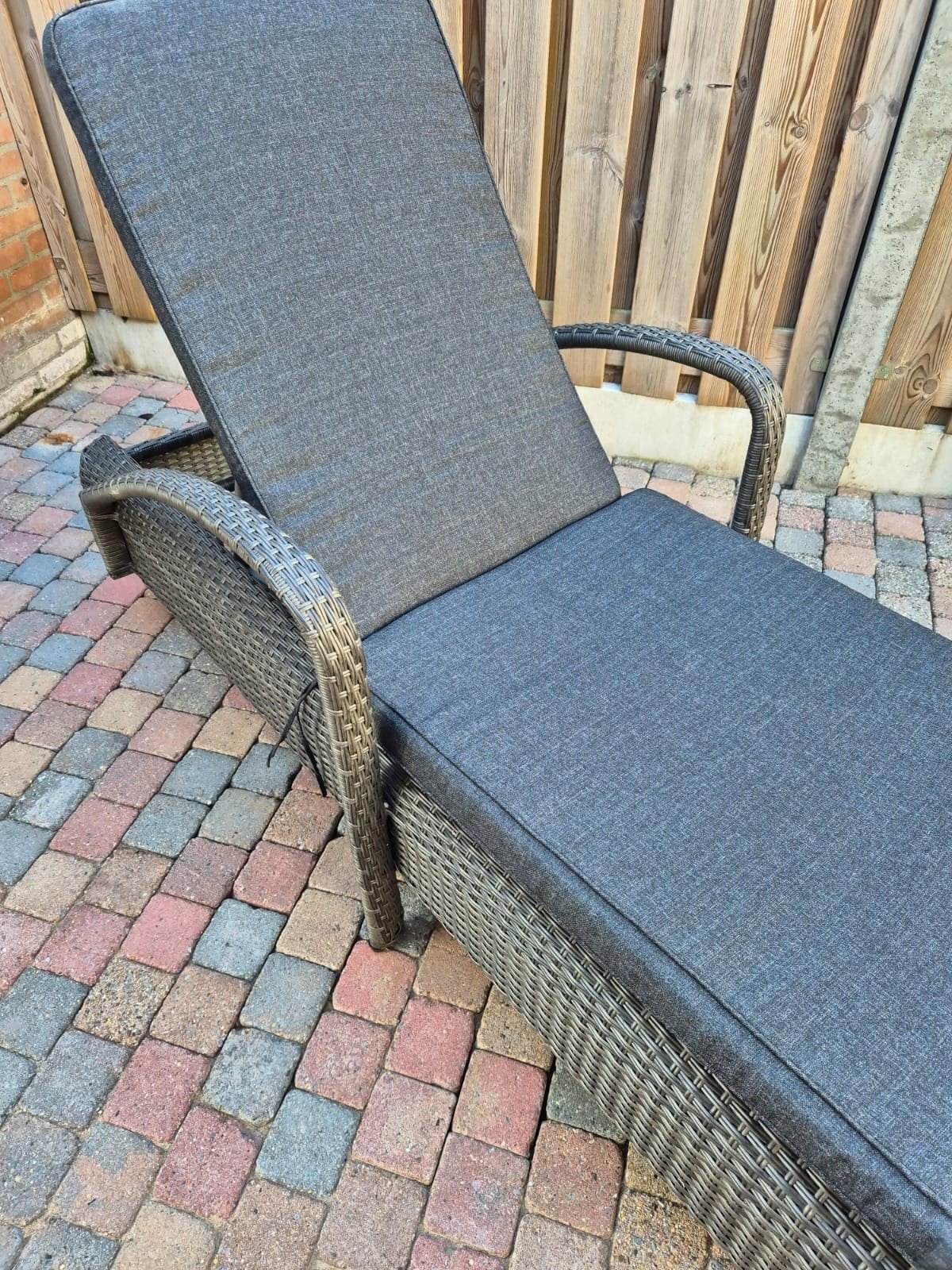 Verstelbare Wicker Ligstoel met Kussen, Tuin en Terras, Ophalen, Gebruikt, Wicker, Verstelbaar
