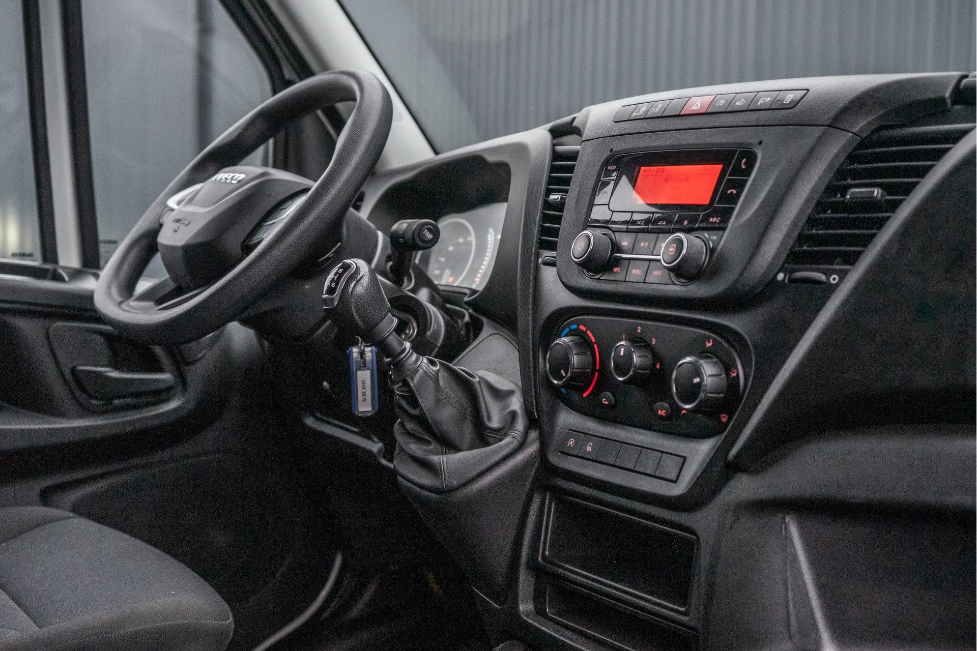 Iveco Daily 35S14V 2.3 L2H2 | 136 PK | Cruise | Airco | 3500, 13 km/l, Gebruikt, Euro 6, Iveco
