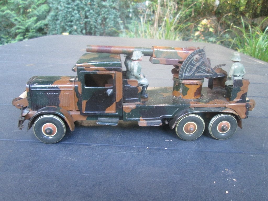 LINEOL HAUSSER ELASTOLIN blikken truck met kanon camouflage., Ophalen of Verzenden, Landmacht, Nederland