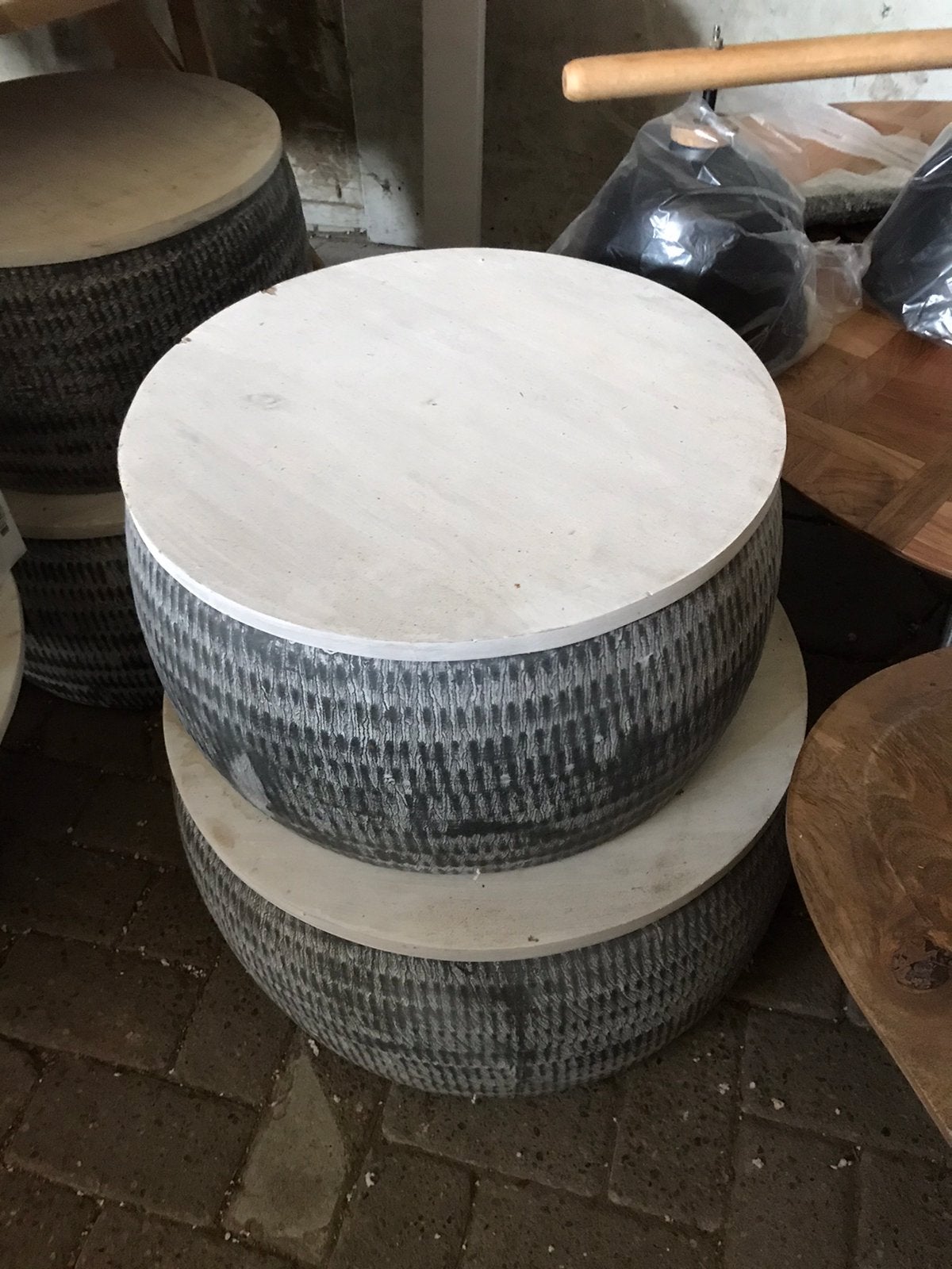 Tuintafel metaal onderstel hout blad doorsnee 60 cm, Tuin en Terras, Tuintafels, Ophalen, Zo goed als nieuw, Rond, Hout