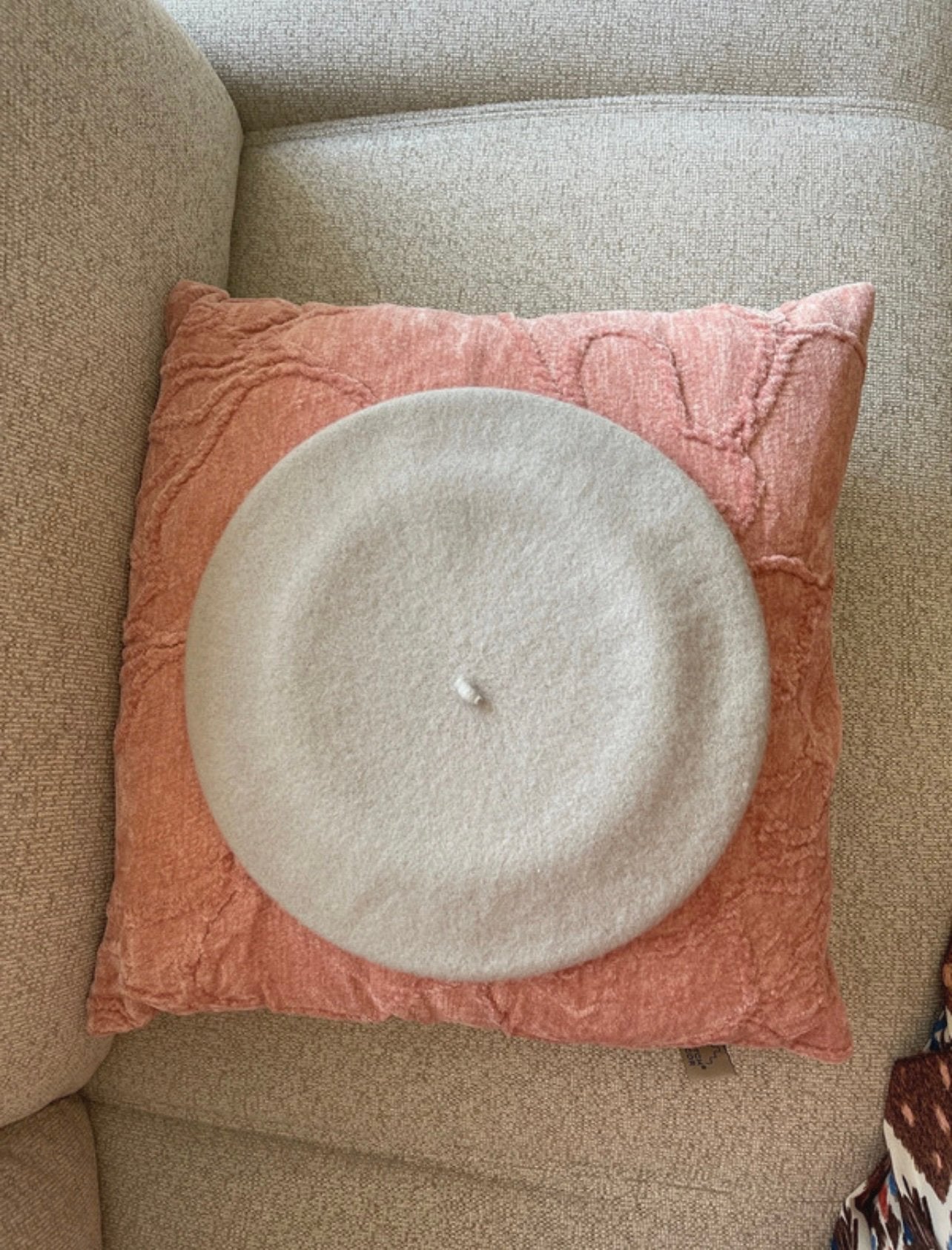 Beige baret one size, Ophalen of Verzenden, Zo goed als nieuw, One size fits all
