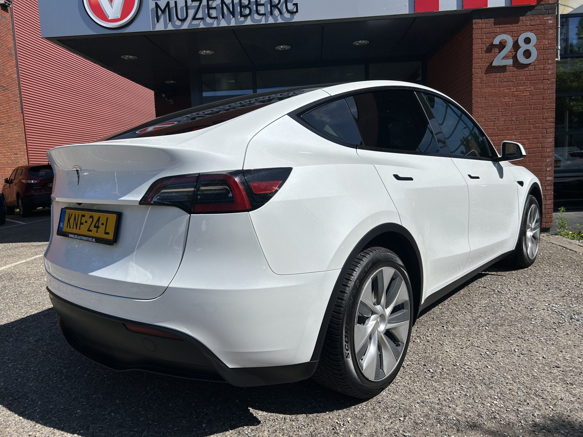 Foto 3 van Tesla Model Y RWD 1e EIGENAAR // PANODAK // NAVI // ADAPTIVE