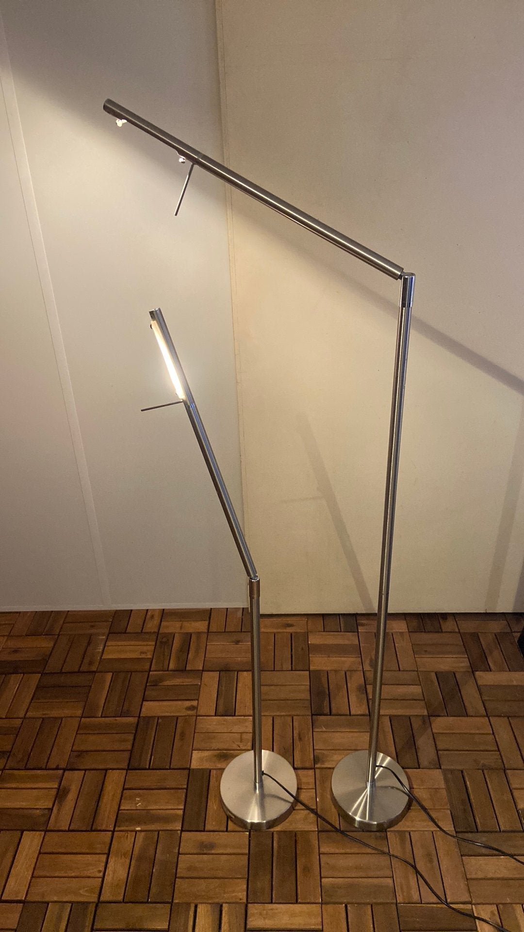 Twee staande lampen met dimmer. Strak design., Ophalen, Zo goed als nieuw, 150 tot 200 cm