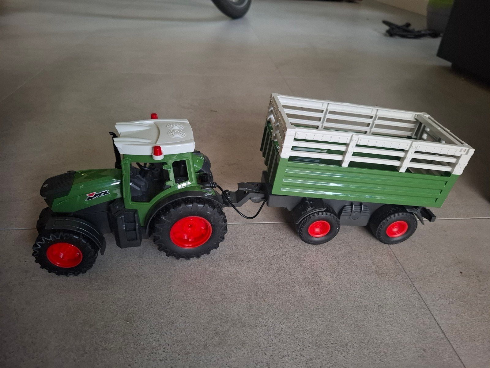 leuke tractor nieuwstaat auto modelbouw, Ophalen of Verzenden, Zo goed als nieuw