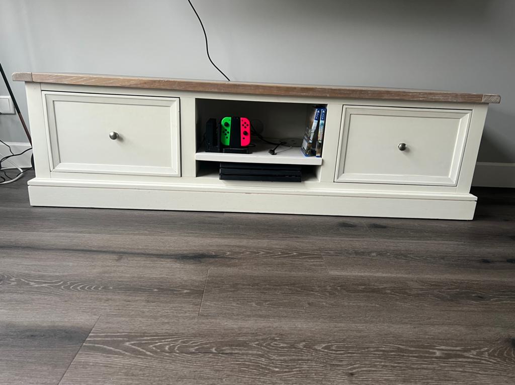 Tv meubel, Ophalen, 150 tot 200 cm, Zo goed als nieuw, Minder dan 100 cm