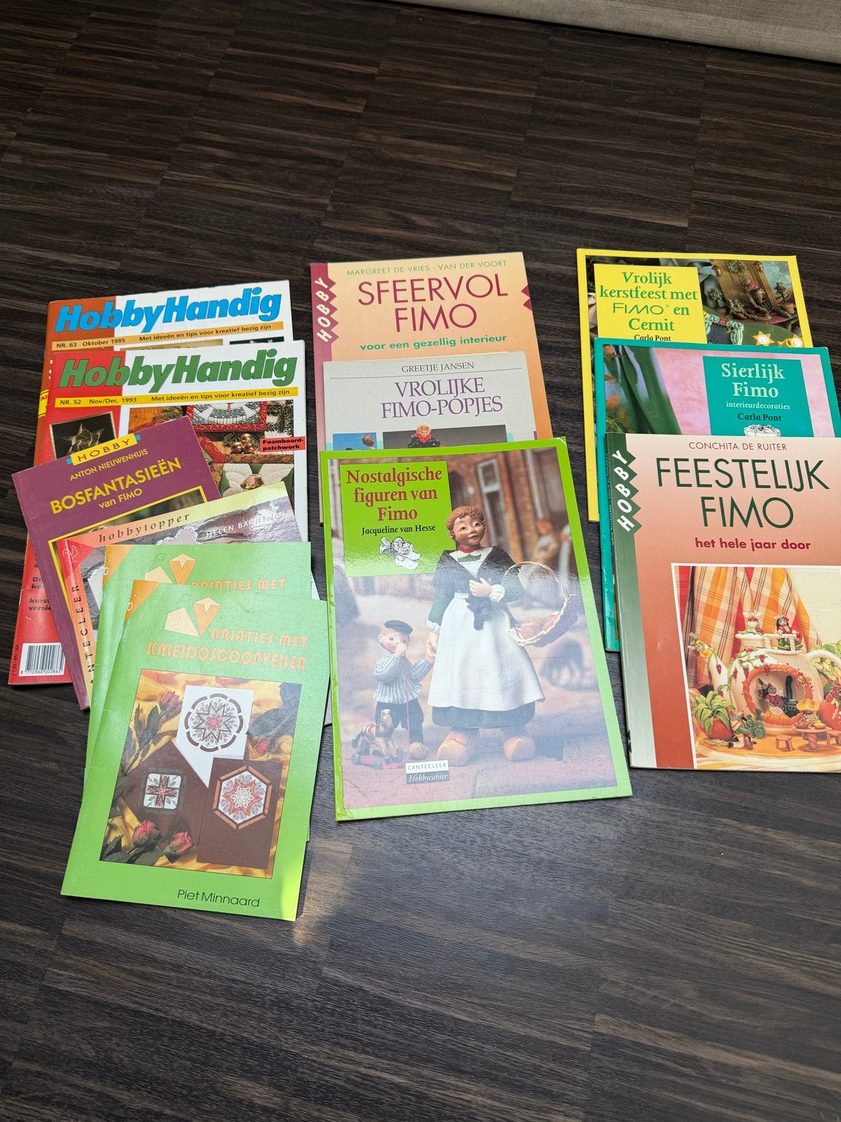 Hobbyboeken en tijdschriften: Fimo, borduren, knutselen, Ophalen of Verzenden, Gelezen, Kleien en Boetseren