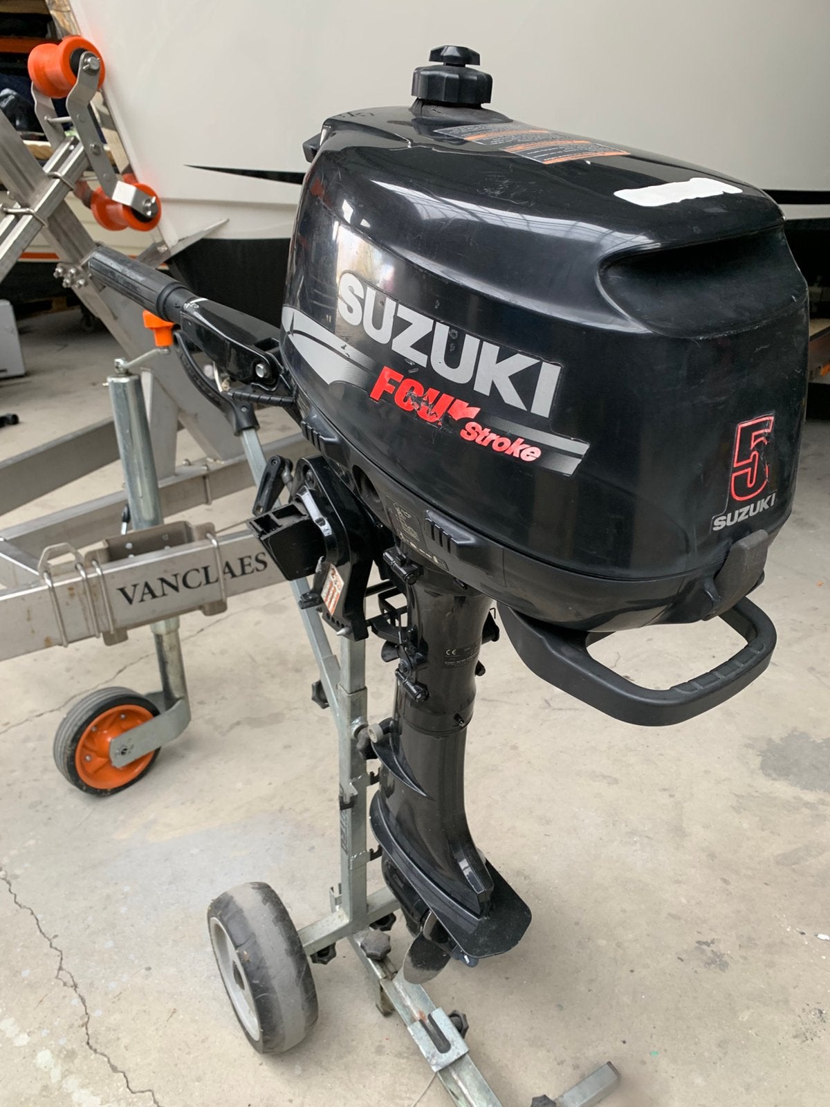 Suzuki 5 pk 4 takt, Watersport en Boten, Buiten- en Binnenboordmotoren, Ophalen of Verzenden, Zo goed als nieuw, Benzine, 5 tot 10 pk
