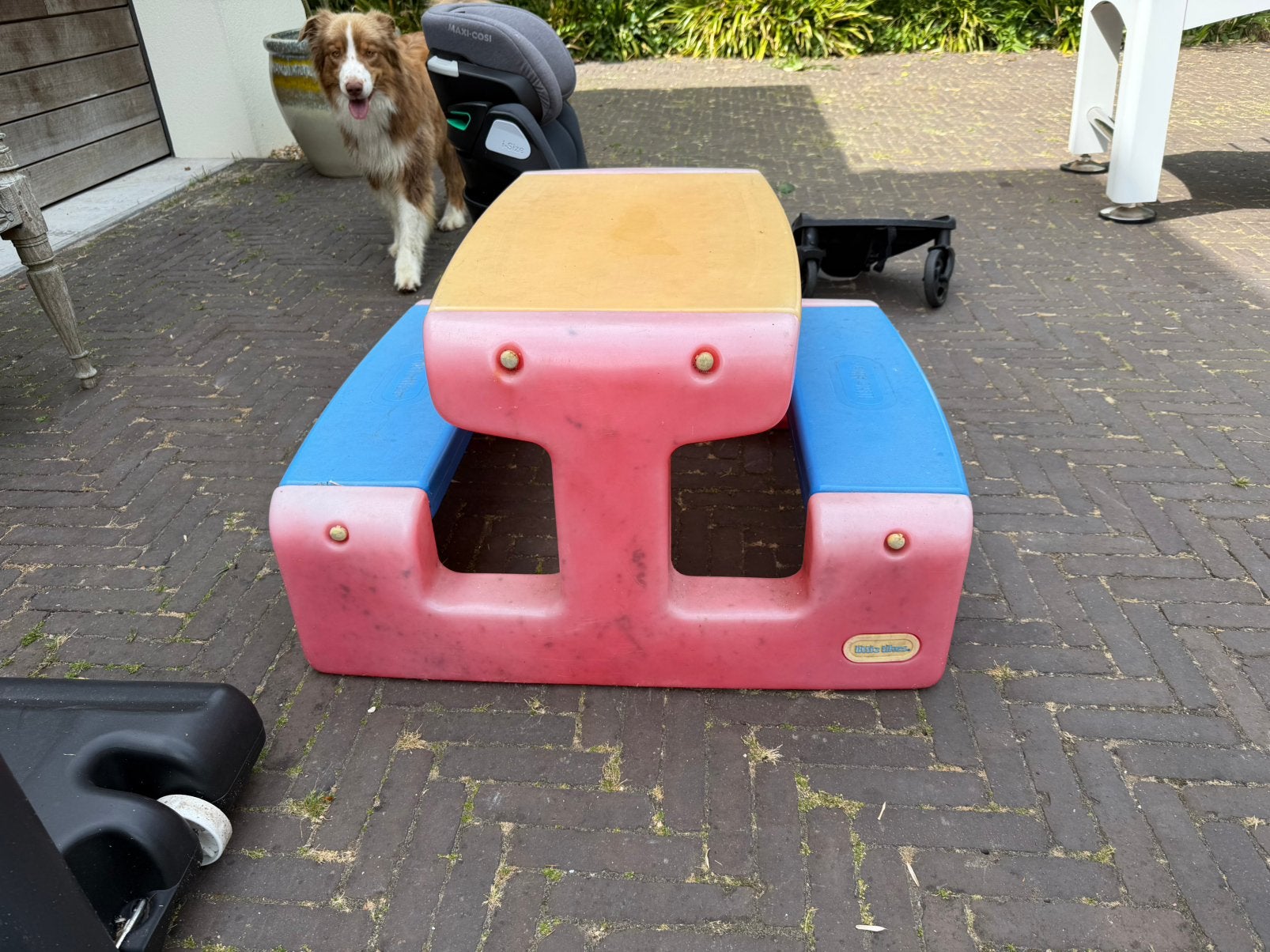 kinder tuintafeltje little tikes gratis ophalen, Ophalen of Verzenden, Zo goed als nieuw