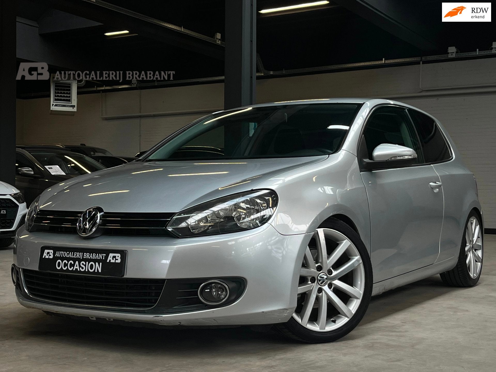 Volkswagen Golf 2.0 TDI Highline Carplay/Airco/Cruise, Auto's, Volkswagen, Euro 5, Stof, Gebruikt, Zwart