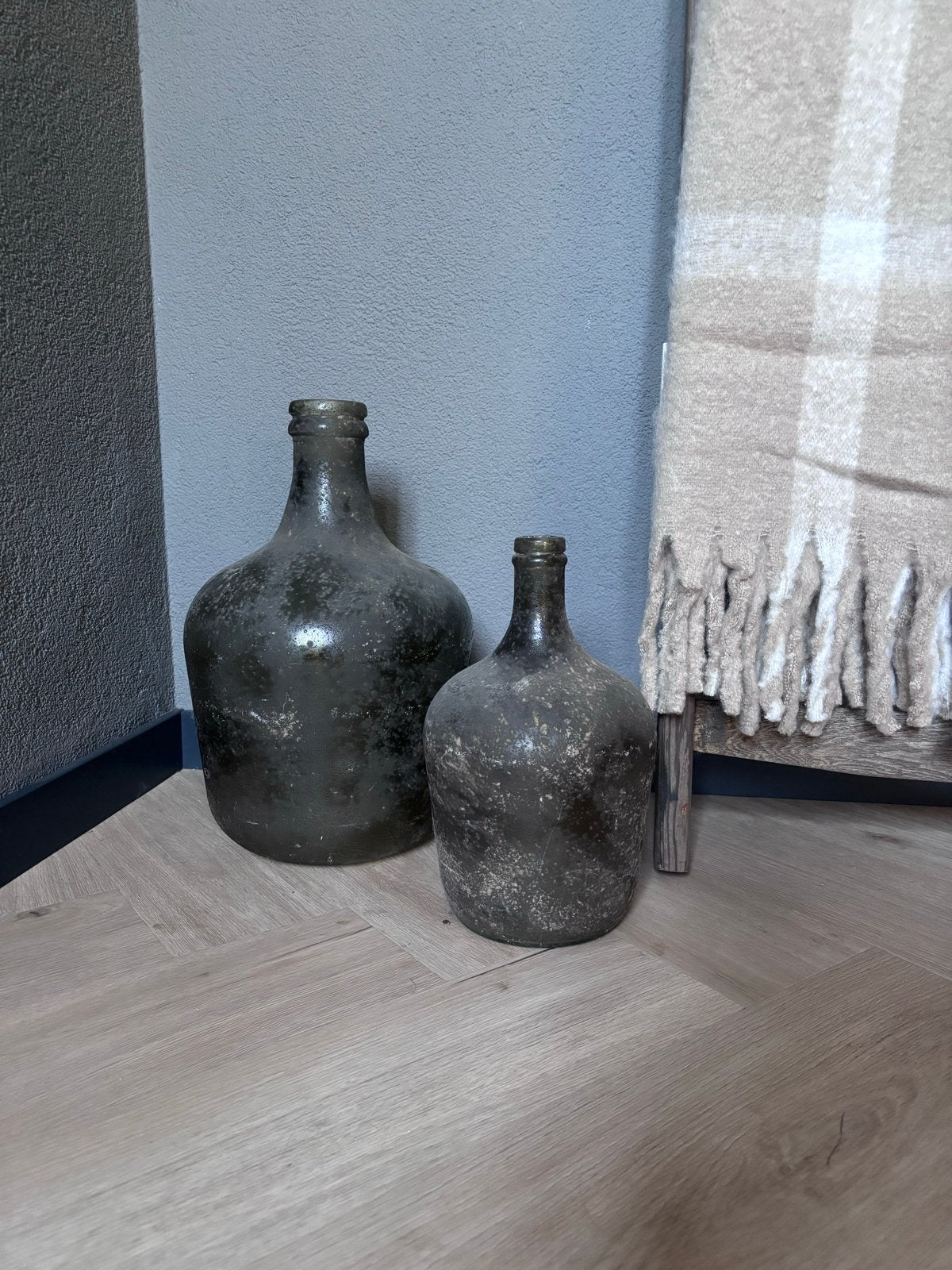 Set van 2 glazen kruiken stoer brocant, Ophalen