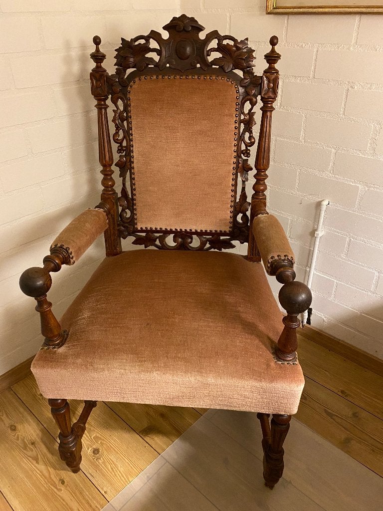 antieke Mechelse armstoel, Ophalen