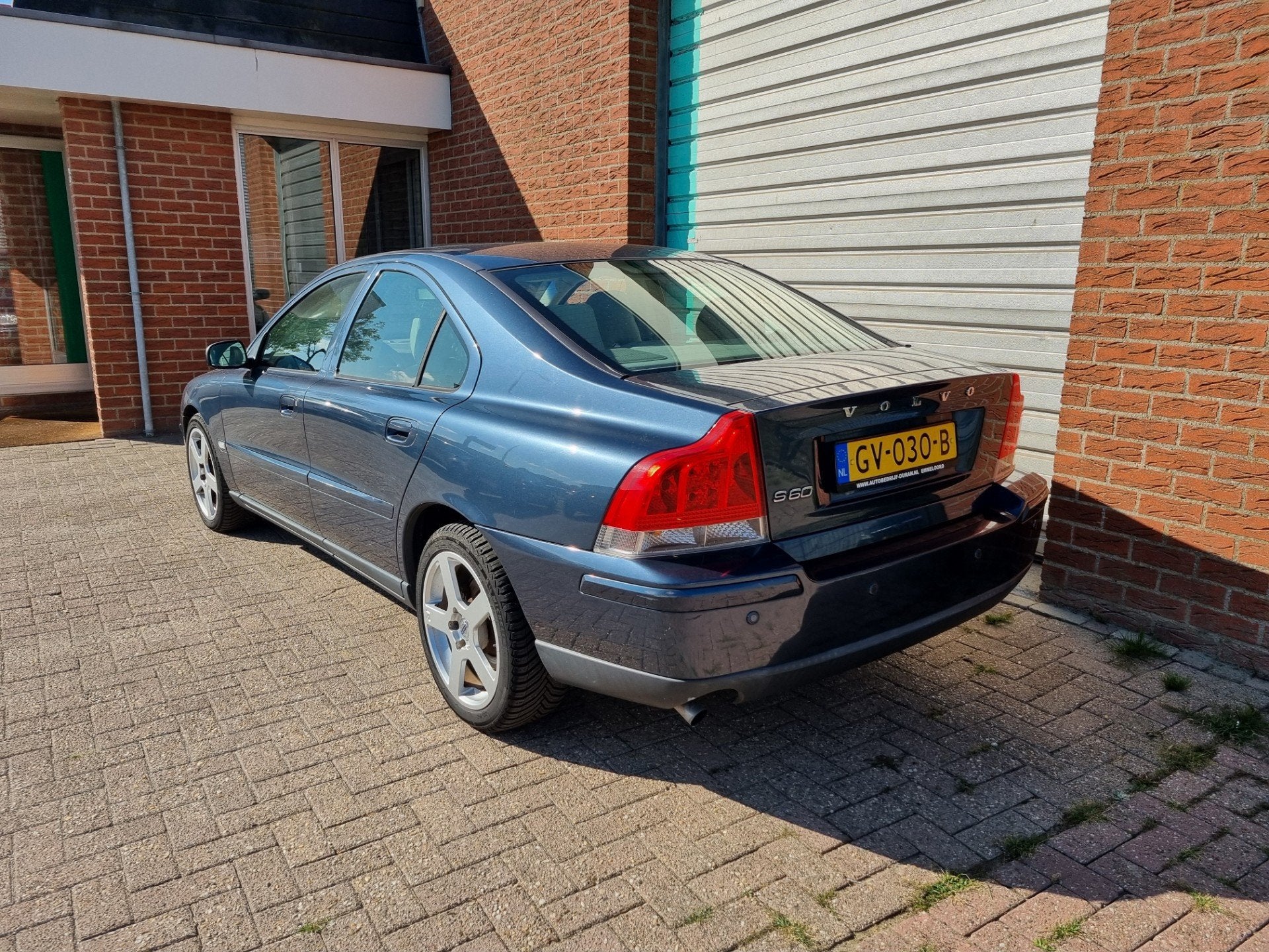 Volvo S60 2.4 Kinetic Clima! Bj:2005, Voorwielaandrijving, Gebruikt, Blauw, S60
