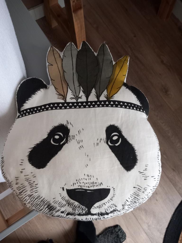 Minimel Panda Kussentje voor Kinderkamer - Superschattig!, Ophalen of Verzenden, Zo goed als nieuw, Wit, Overige vormen