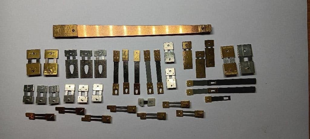 ASSORTIMENT VAN 35 SLINGERVEREN, Ophalen of Verzenden