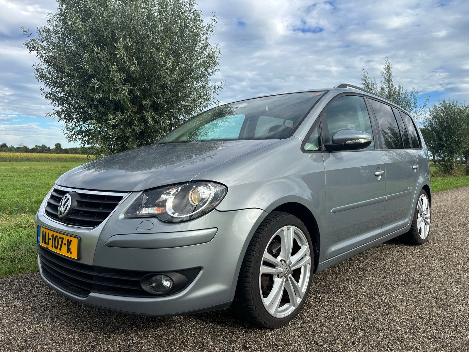 Volkswagen Touran 1.4 TSI 103KW 7P 2010 Grijs, Auto's, Voorwielaandrijving, Stof, 750 kg, 4 cilinders