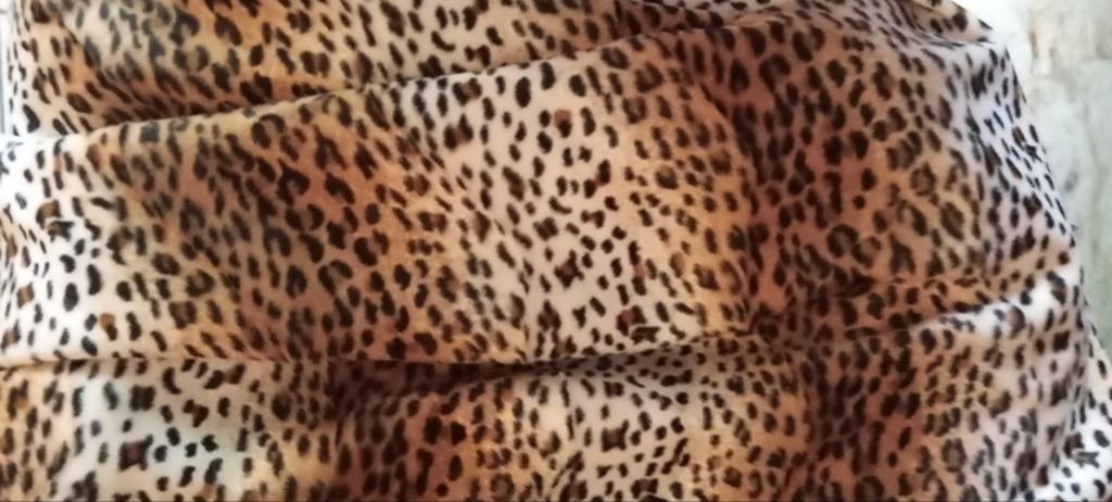 een schitterende tijger-panter print, lap stof met vleug, Hobby en Vrije tijd, Stoffen en Lappen, Bruin, 120 cm of meer, Nieuw