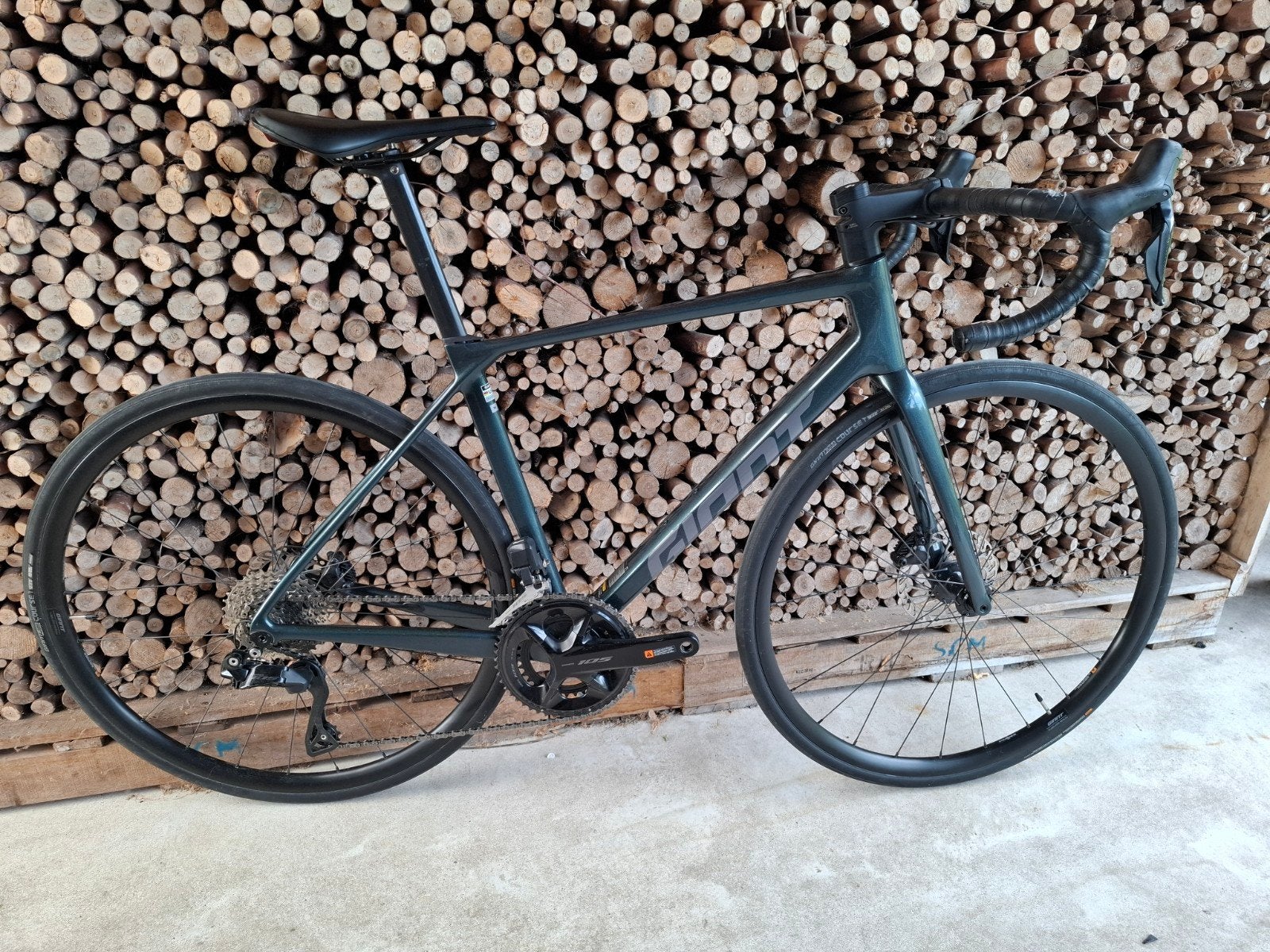 Te koop voor een mooi bod. Giant TCR ADV 1 KOM DISC. 105Di2, Fietsen en Brommers, Ophalen, 28 inch, Carbon, 49 tot 53 cm