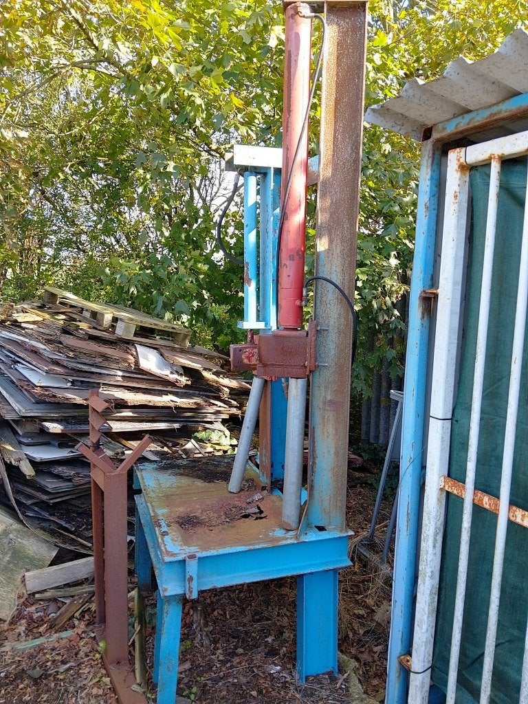 kloofmachine, zware cilinders met hydro unit, Ophalen, Gebruikt, Elektrisch, Staand