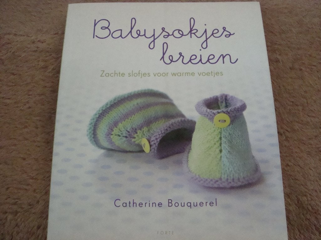 Babysokjes breien van catherine bouquerel, Hobby en Vrije tijd, Ophalen of Verzenden, Zo goed als nieuw, Breien, Patroon of Boek