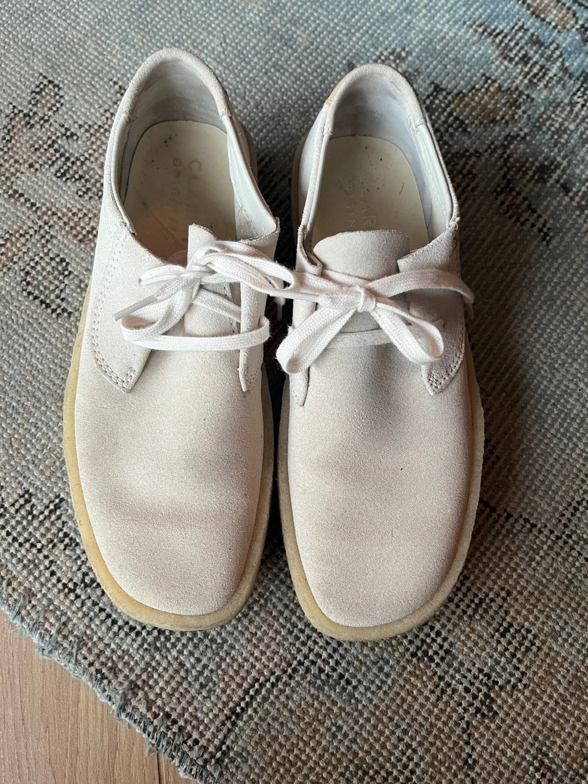 Clarks Originals Ashcott Cup wit/beige mt 41 uk 7, Ophalen of Verzenden, Zo goed als nieuw, Overige kleuren