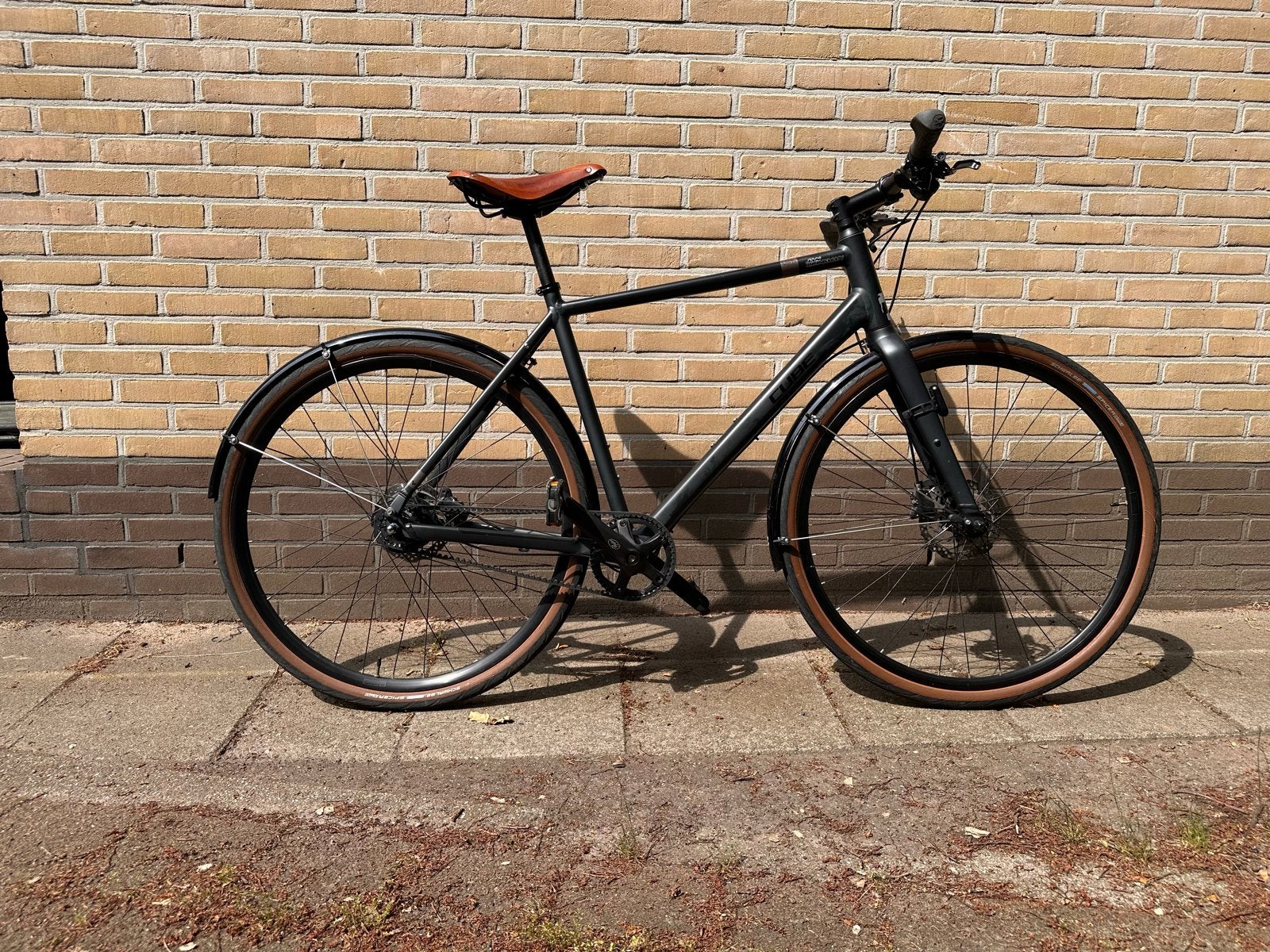 Cube Hyde Race fiets met Brooks zadel en riemaandrijving, Fietsen en Brommers, Overige merken, Gebruikt, Versnellingen, Ophalen of Verzenden