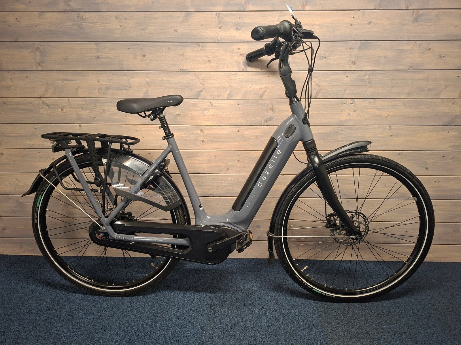 Gazelle Grenoble C8 Hmb cloudgrey van 2023, Zo goed als nieuw