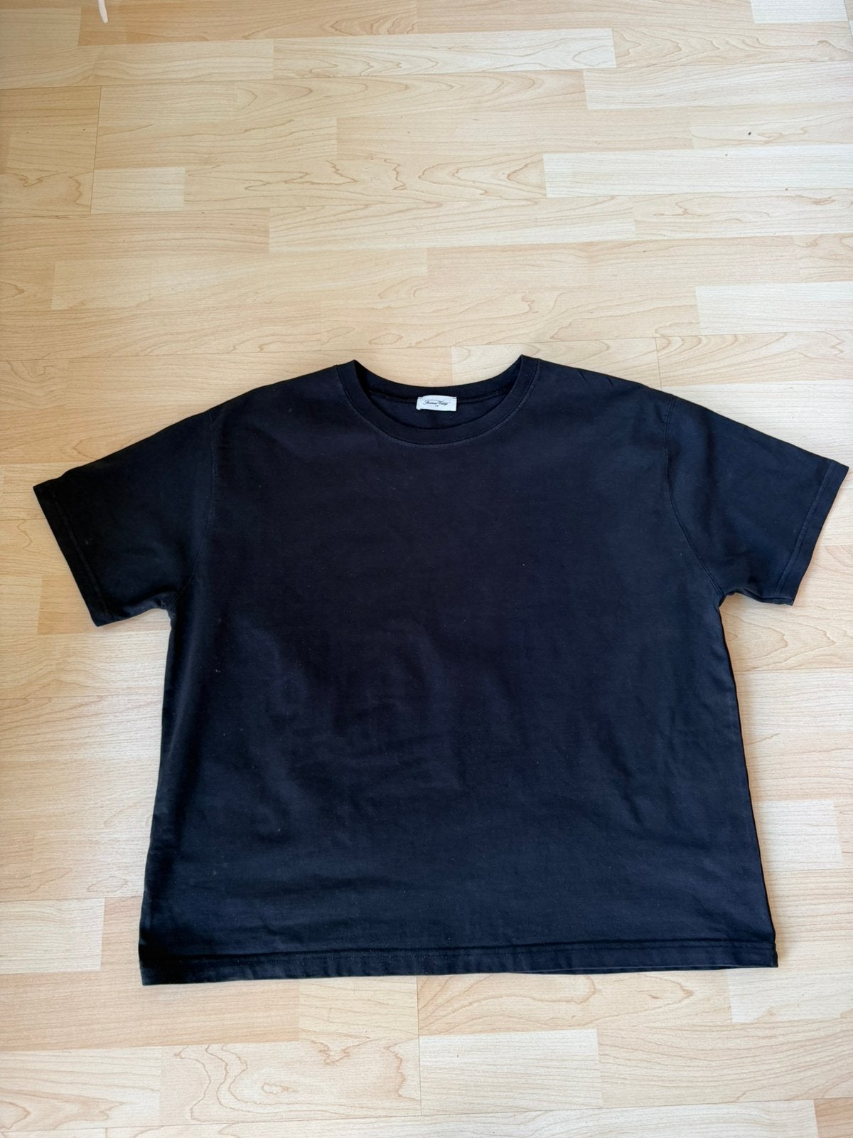 American Vintage - Zwart t-shirt maat M, Kleding | Dames, T-shirts, Maat 38/40 (M), Zwart, Ophalen of Verzenden, Zo goed als nieuw