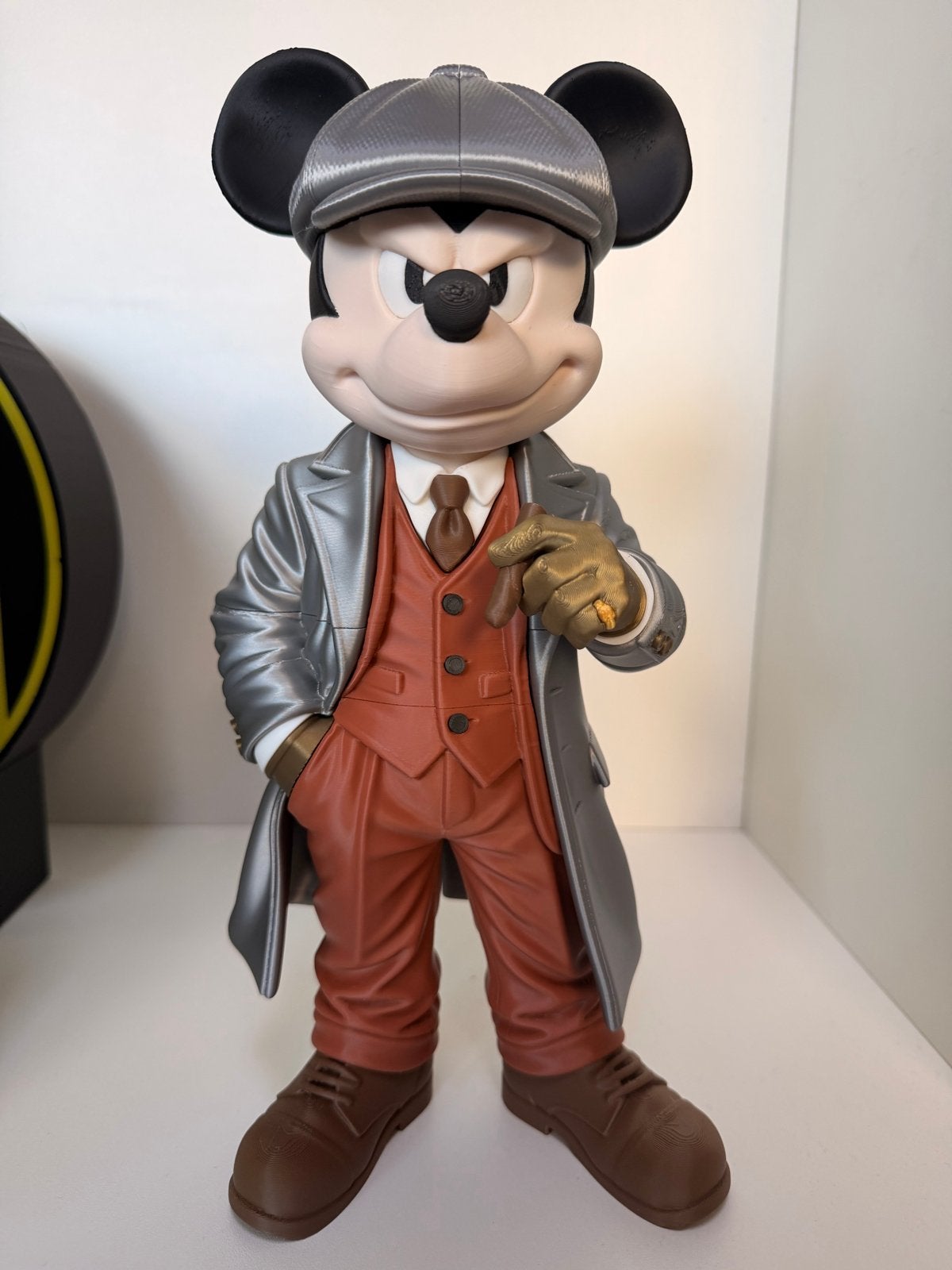 Mickey Mouse Beeld Peaky Blinders Stijl 32cm, Ophalen of Verzenden, Zo goed als nieuw