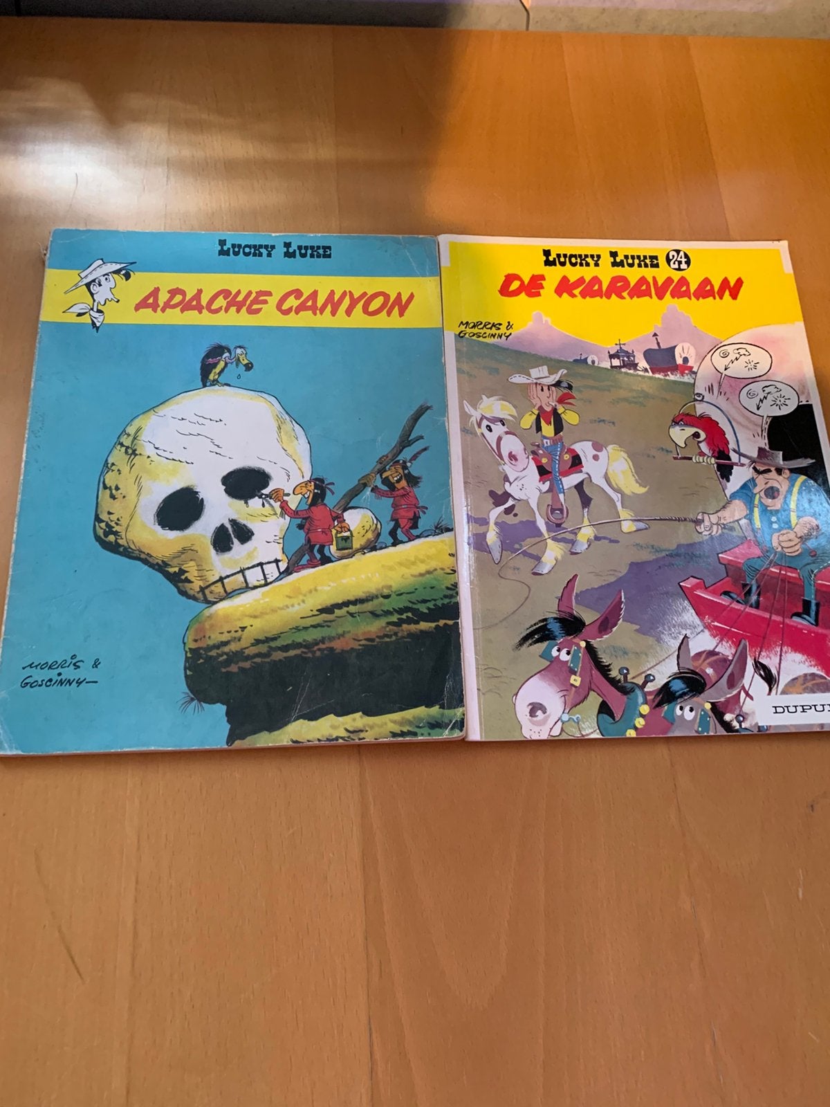 Lucky Luke 2 albums, Boeken, Stripboeken, Meerdere stripboeken, Ophalen of Verzenden, Gelezen