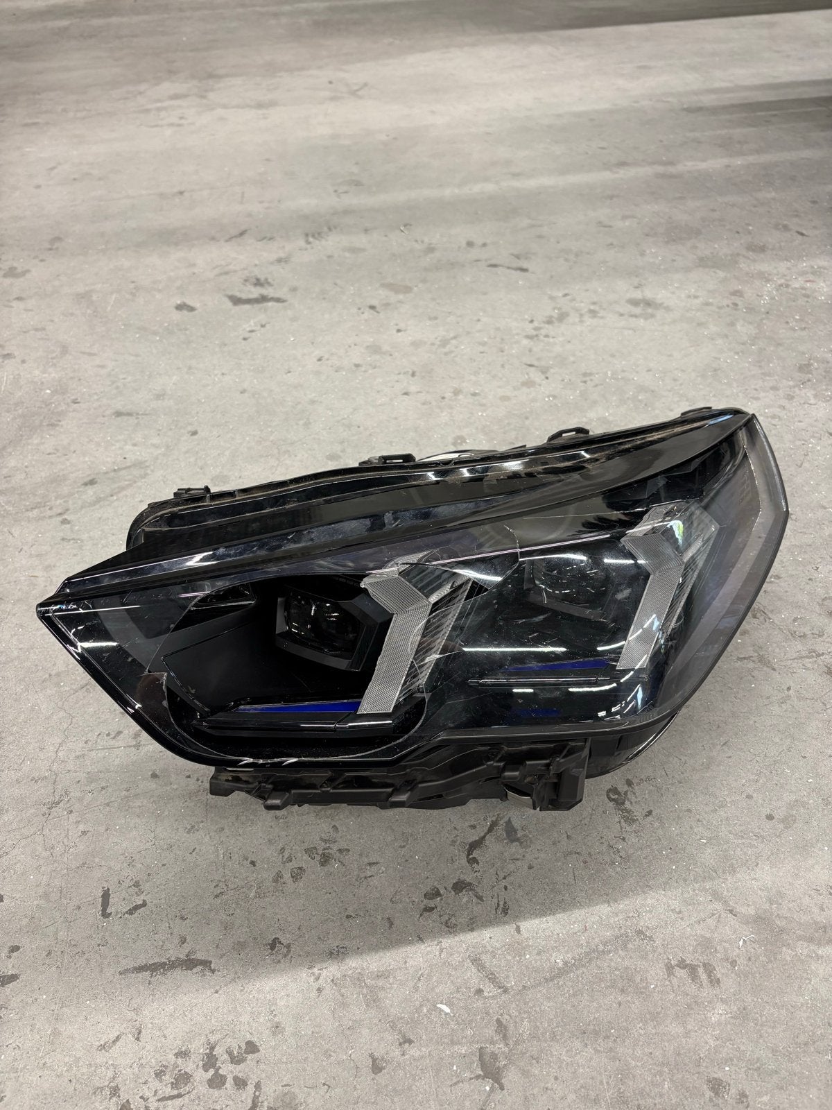 BMW X2 2024 koplamp MET SCHADE, Ophalen of Verzenden, Gebruikt, BMW
