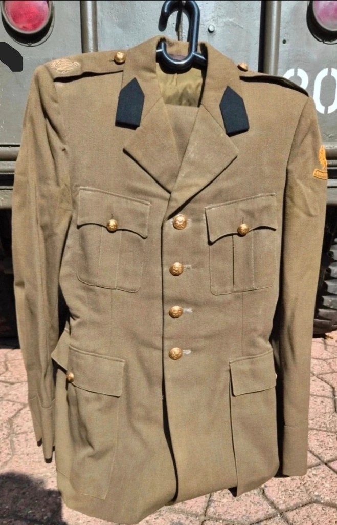 Origineel KL Officiersuniform Dagelijks Tenue (DT), Ophalen of Verzenden, Landmacht, Nederland, Kleding of Schoenen