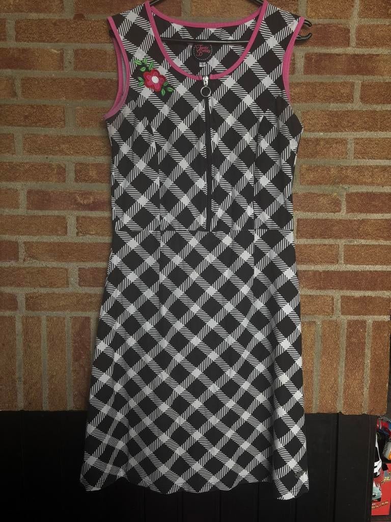 Zeer mooie orginele tante betsy jurk maat S, Kleding | Dames, Jurken, Ophalen, Zo goed als nieuw, Maat 38/40 (M), Knielengte