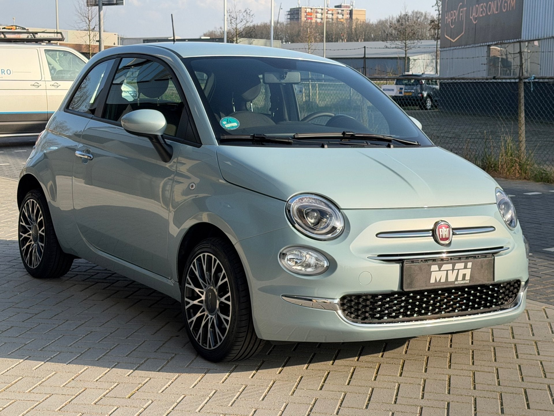 Fiat 500 1.0 Hybrid Dolcevita - Navigatie - 16'' LMV - Digit, Auto's, Voorwielaandrijving, Dealer onderhouden, Stof, Blauw