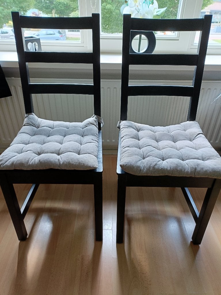 2 ikea zwarte stoelen, Huis en Inrichting, Stoelen, Ophalen, Gebruikt, Twee, Zwart