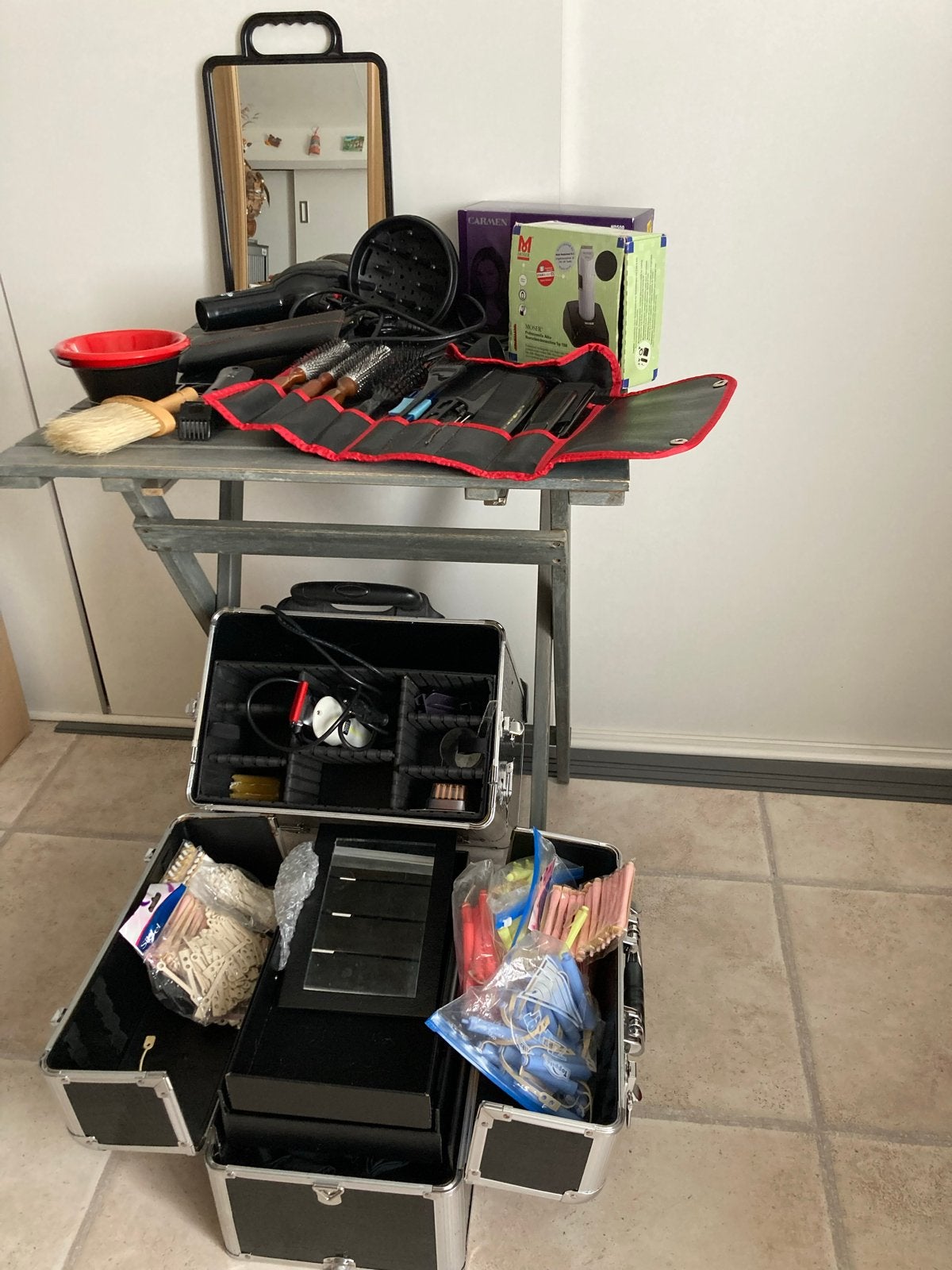 Complete kappersset met föhn, borstels en accessoires, Sieraden, Tassen en Uiterlijk, Ophalen, Gebruikt, Overige typen