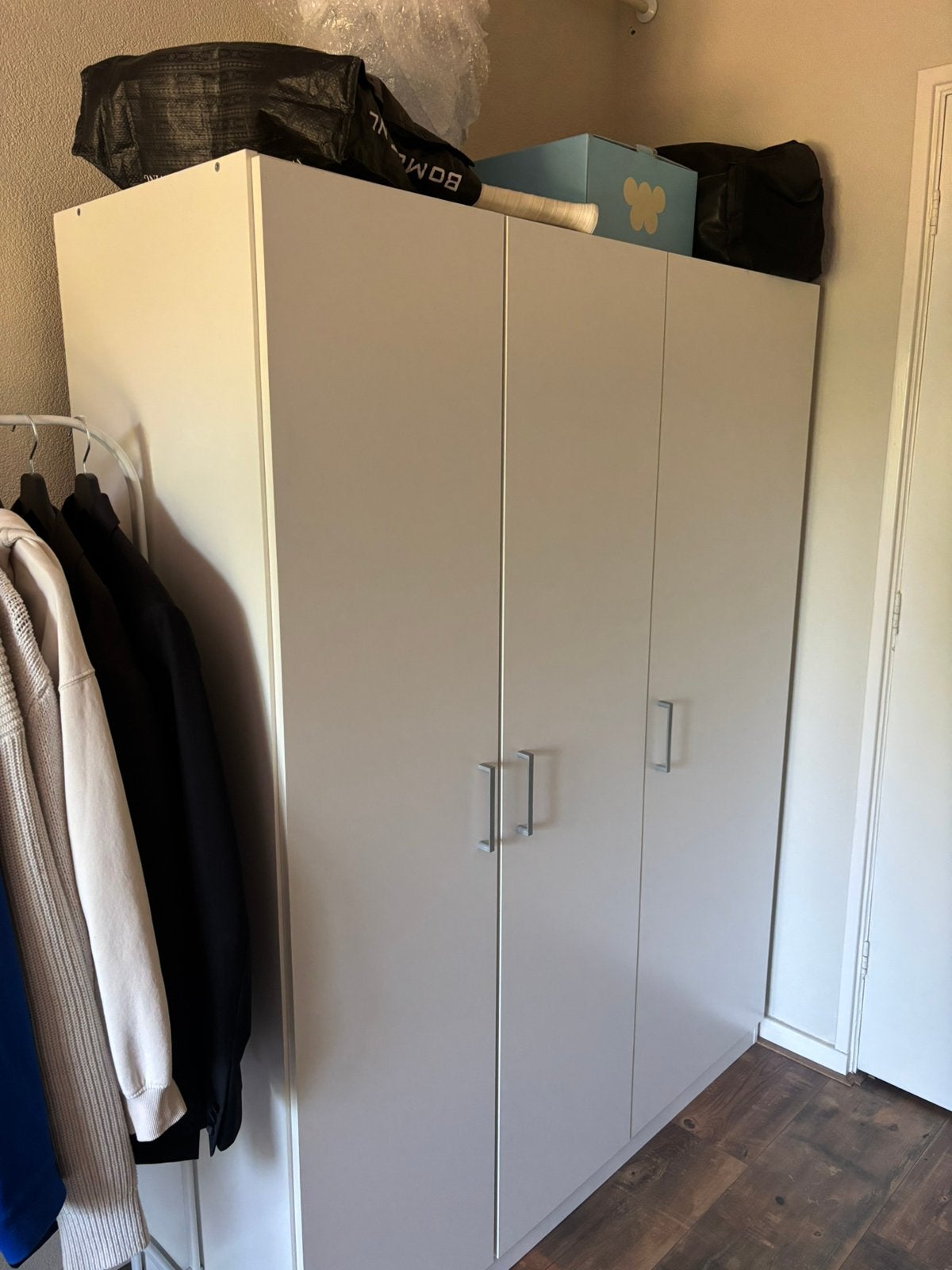 Witte kleding/opslag kast, Ophalen, 100 tot 150 cm, Zo goed als nieuw, 150 tot 200 cm