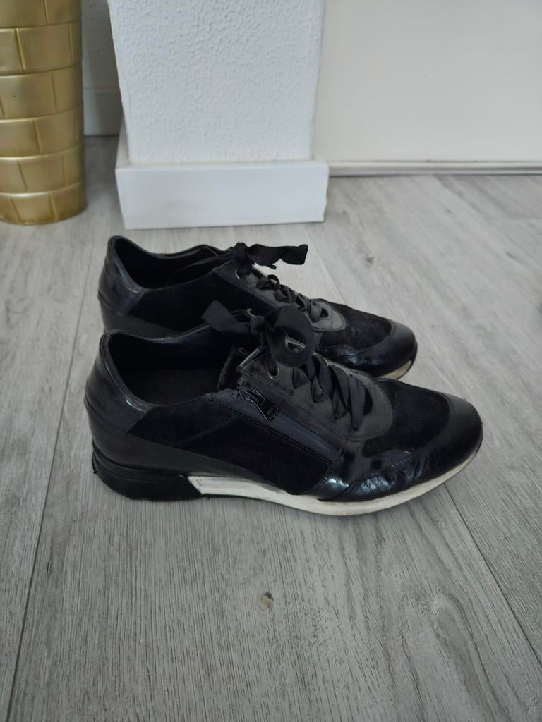 Damessneaker zwart mt 41, Ophalen of Verzenden, Zo goed als nieuw, Zwart, Sneakers of Gympen