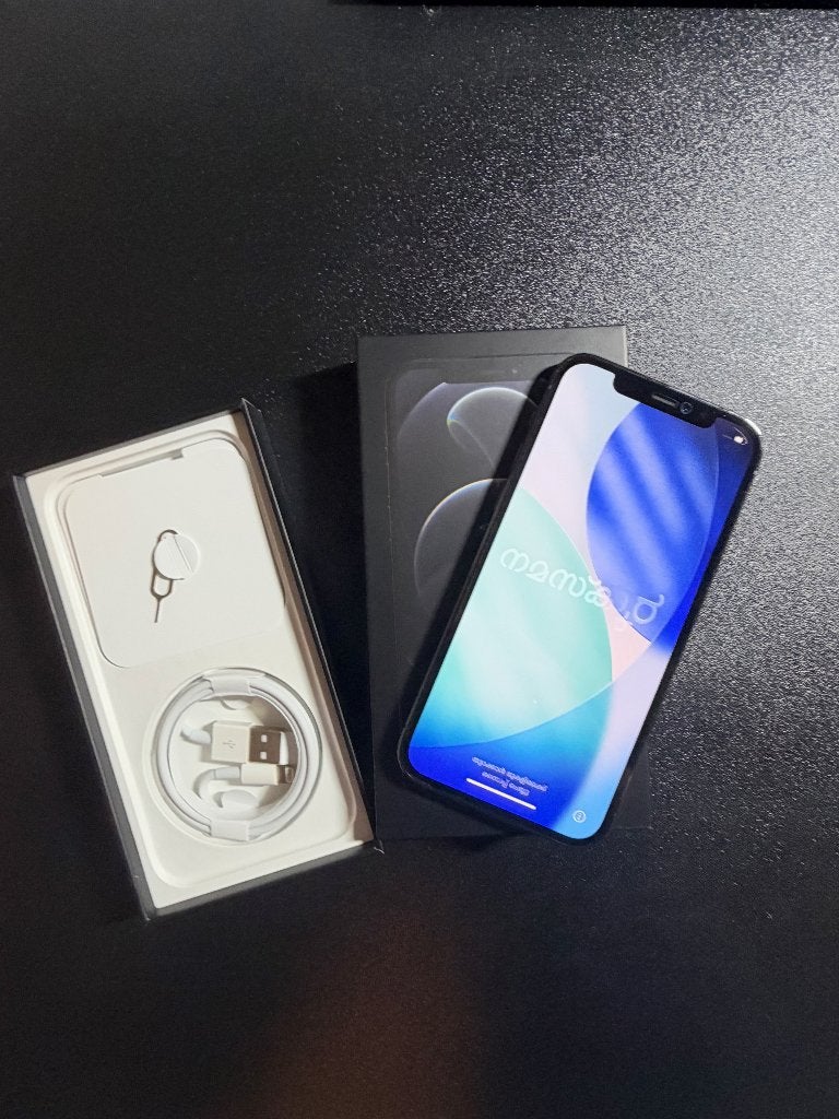 iPhone 12 Pro 128GB zwart Kras en schadevrij!, 128 GB, Zwart, 78 %, Zo goed als nieuw