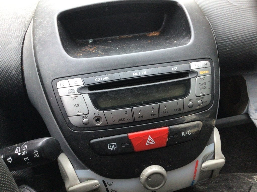 ORIGINELE RADIO / CD PEUGEOT 107, Niet ingevuld, Gebruikt, Citroën, Niet ingevuld