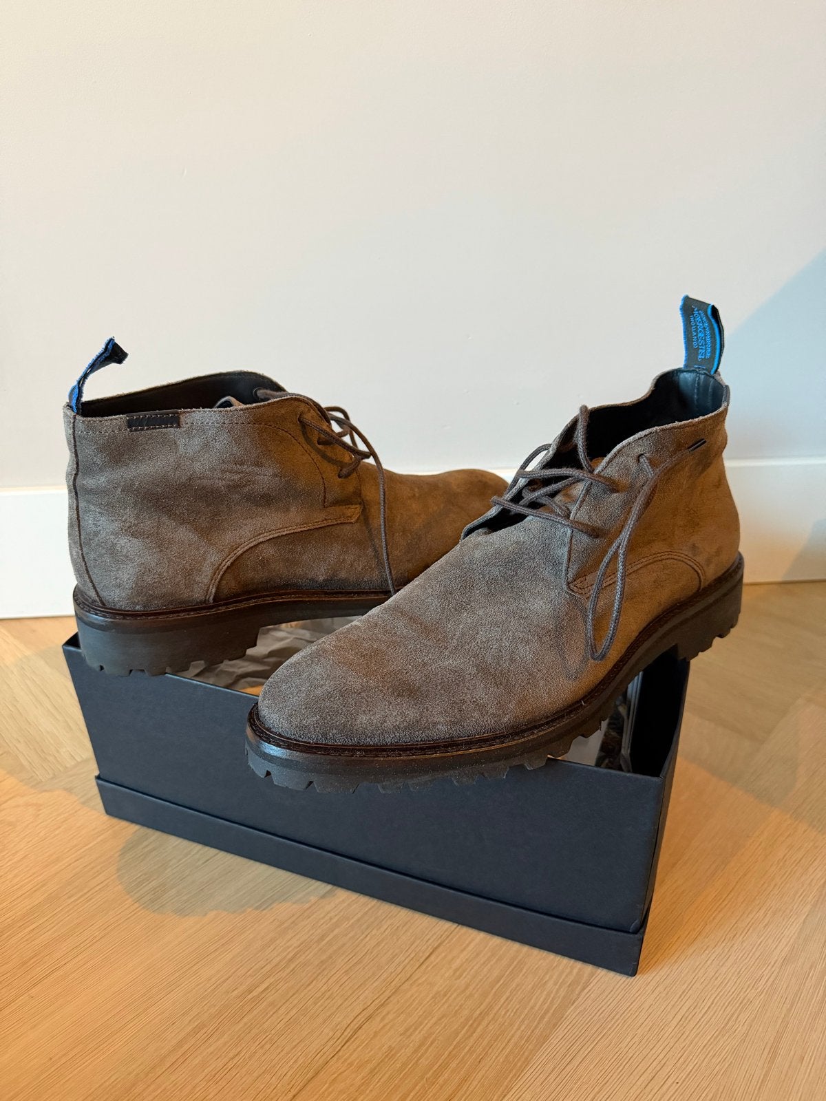 Floris van Bommel suède boots - Maat 40,5 (6.5), Kleding | Heren, Ophalen of Verzenden, Zo goed als nieuw, Bruin, Boots