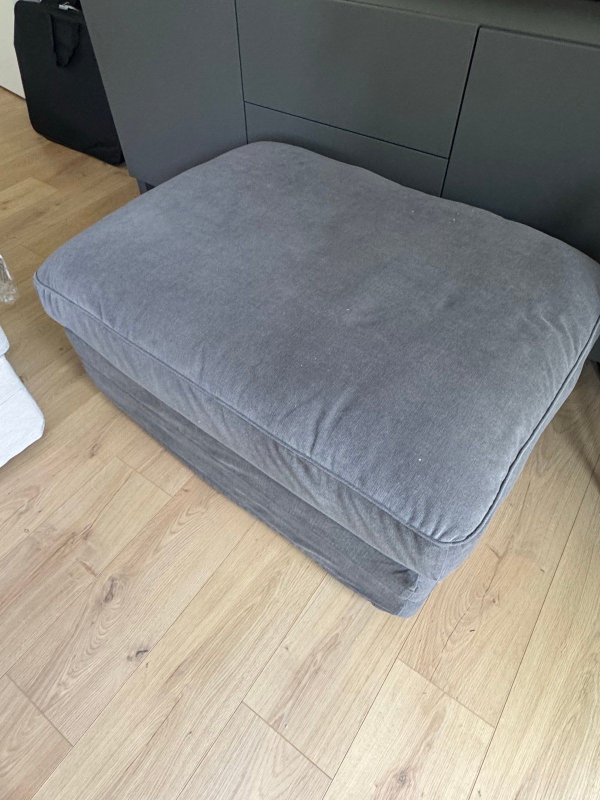Ikea Grönlid Grijze poef/voetenbank - Zo goed als nieuw, Zo goed als nieuw, Stof, Rechthoekig, 50 tot 75 cm