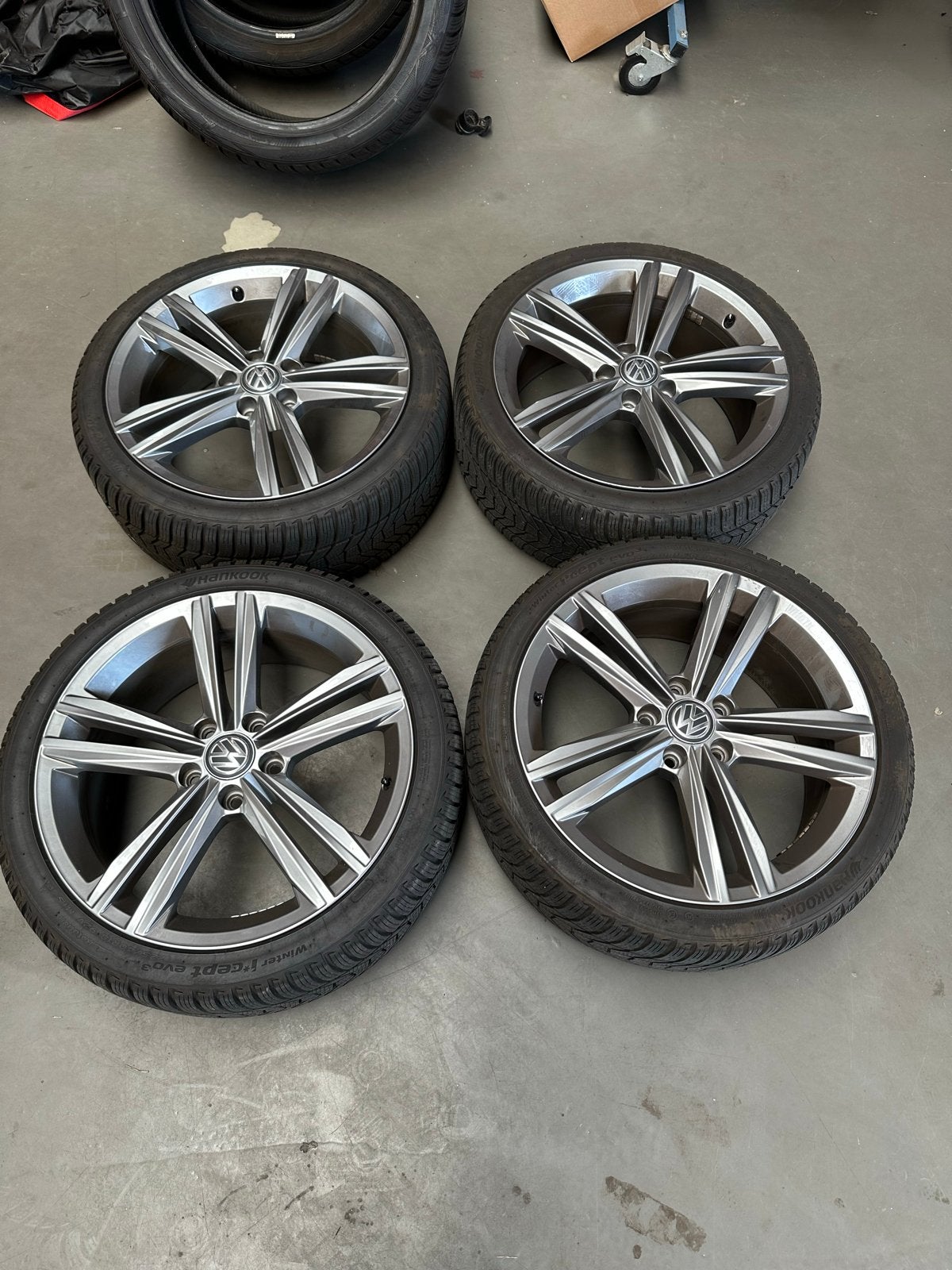 Originele Salvador 18 inch Winterset Golf 7 - Hankook, Ophalen of Verzenden, Gebruikt
