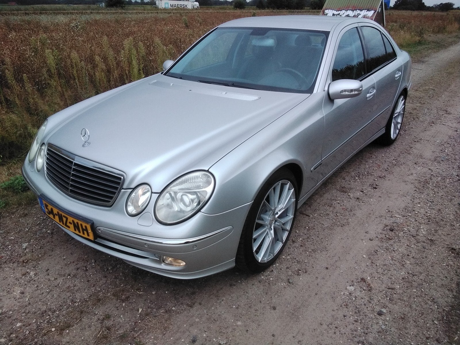 Mercedes-Benz E-Klasse 1.8 E200 Kompressor Sedan AUT 2004, Auto's, Automaat, Achterwielaandrijving, 4 cilinders, 1505 kg