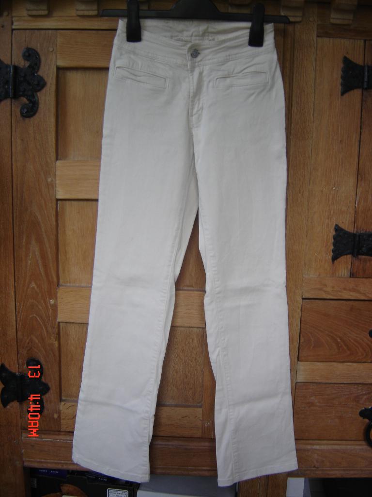 Beige Flared Broek maat 27, Kleding | Dames, Beige, Ophalen of Verzenden, Zo goed als nieuw, Maat 34 (XS) of kleiner