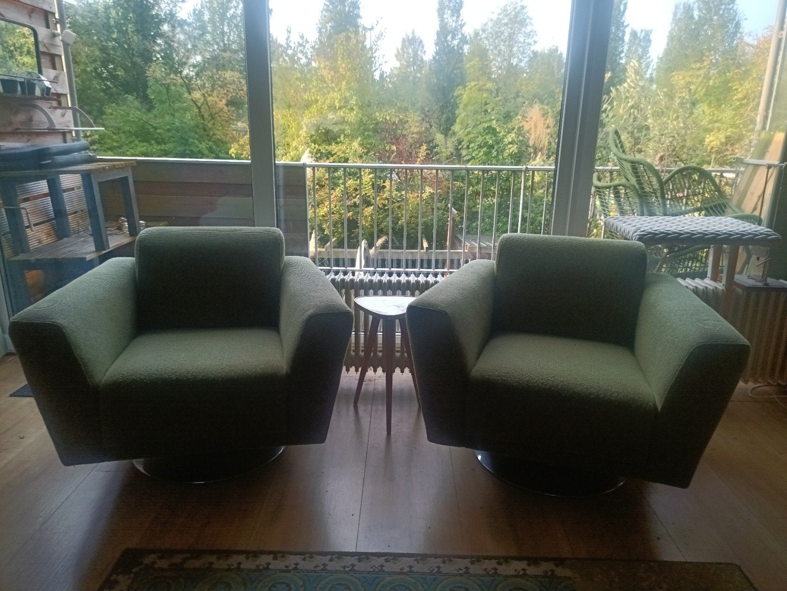 groen stoffen draai fauteuil x2. Bieden vanaf 50,00, Ophalen, Gebruikt, 75 tot 100 cm, Minder dan 150 cm