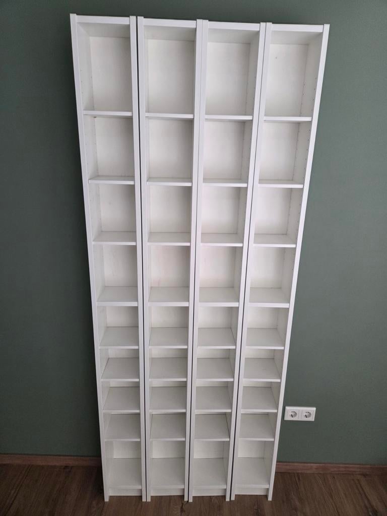 Set van 4 witte Gnedby DVD/CD kast van IKEA, Met plank(en), Minder dan 50 cm, Gebruikt, Modern, functioneel