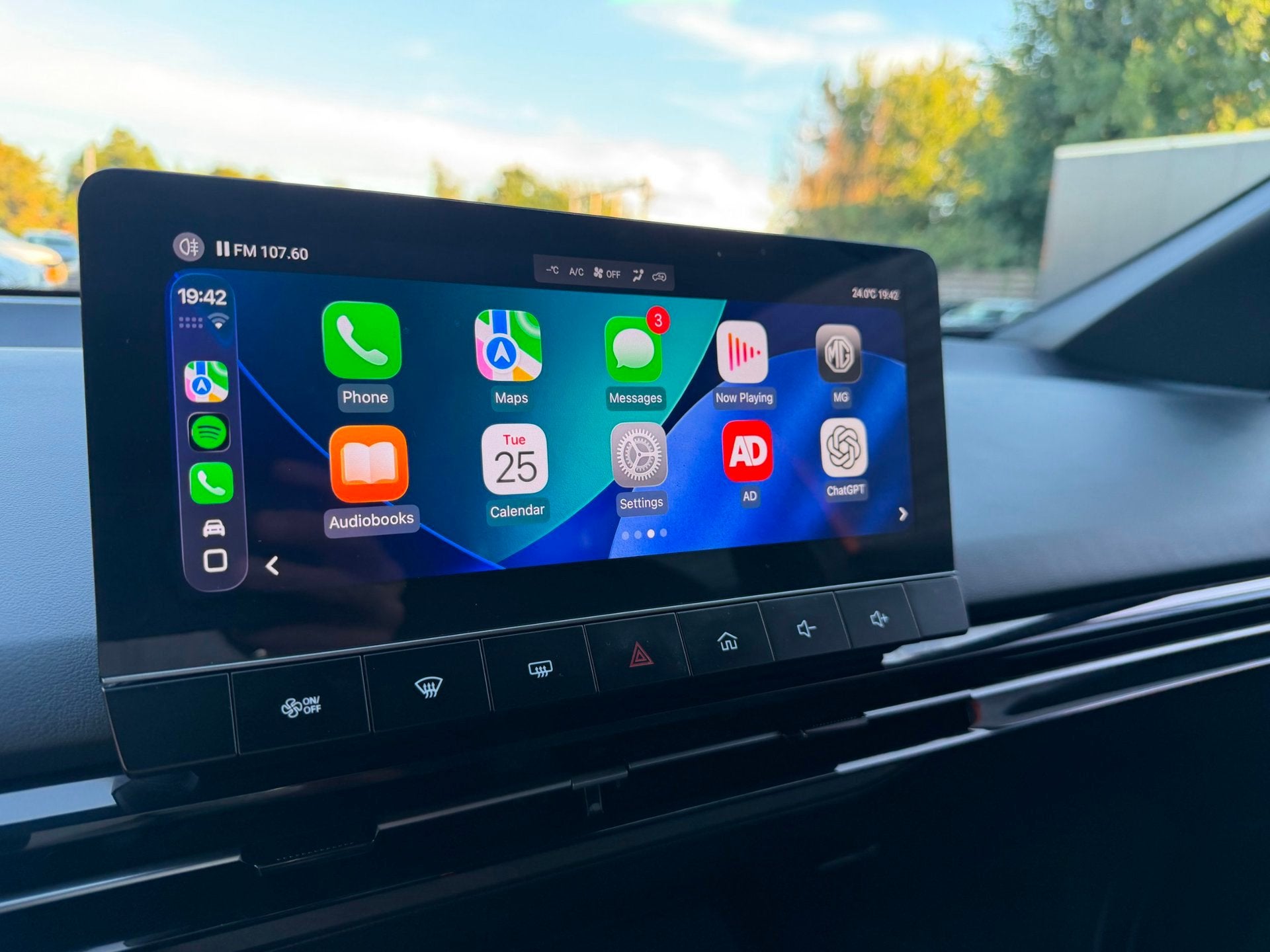 MG MG4 Electric Standard 51 kWh AUT|Clima|ACC|Carplay!, Auto's, Automaat, 12 maanden, Overige kleuren, Grijs
